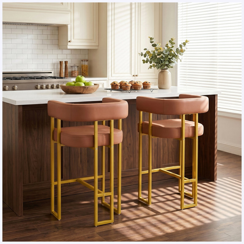 Ensemble de 2 tabourets de bar modernes de hauteur comptoir, ensemble de 2 tabourets de bar en cuir de polyuréthane de style Mid-Century avec dossier et repose-pieds, structure en acier au carbone doré mat, rose