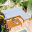 Ensemble de conversation modulaire d'extérieur en bois pour patio 5 pièces avec coussins, finition naturelle et coussins gris