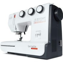 Bernette B38 Affordable Computerized Sewing Machine with $200 Quilting  Bundle - Heavy-Duty Performance, Versatile for Experts and Beginners 