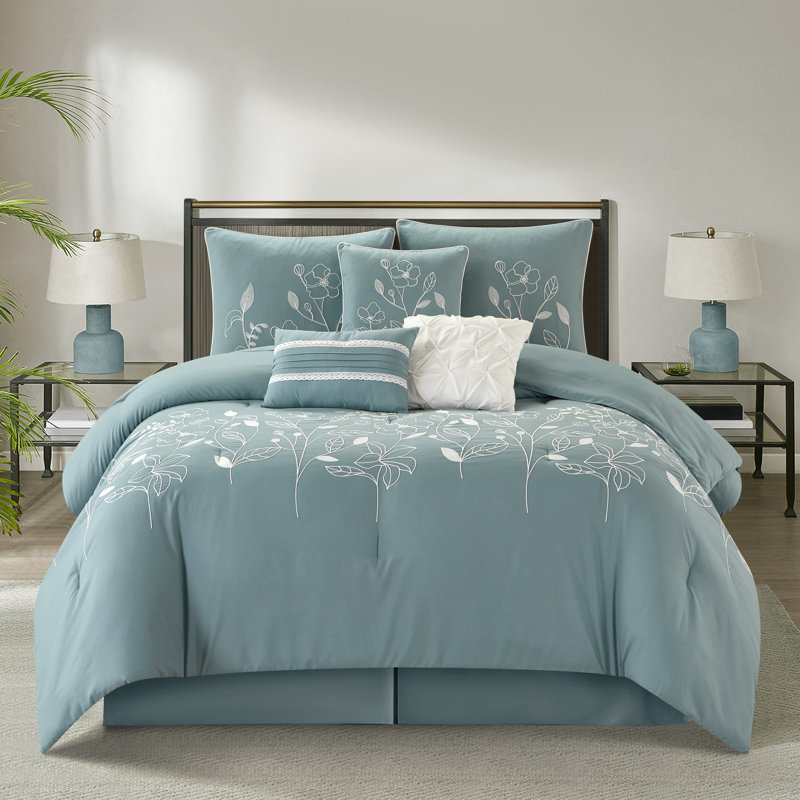 Ensemble d'édredon floral 7 pièces Safina, Édredon de grande taille et 5 pièces supplément, Bleu