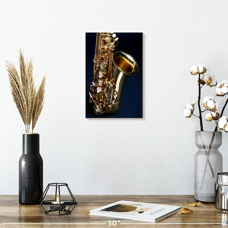 Saxophone classique, H 12 po x l 8 po