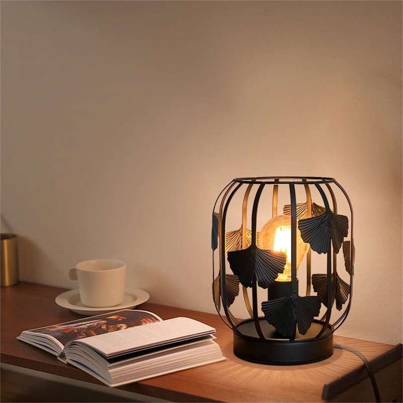 Metal Table Lamp, Black