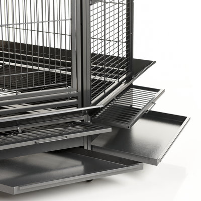 Très grande cage d'angle noire par HQ