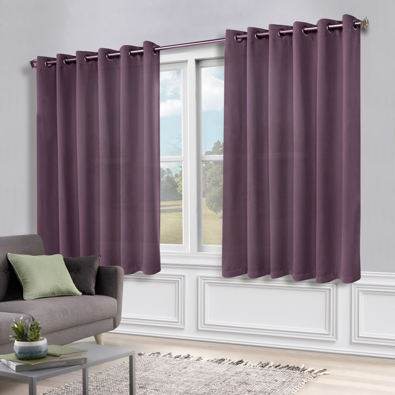 Paire de rideaux obscurcissant avec œillets Millendon, Glycine, L 70 po x L 63 po