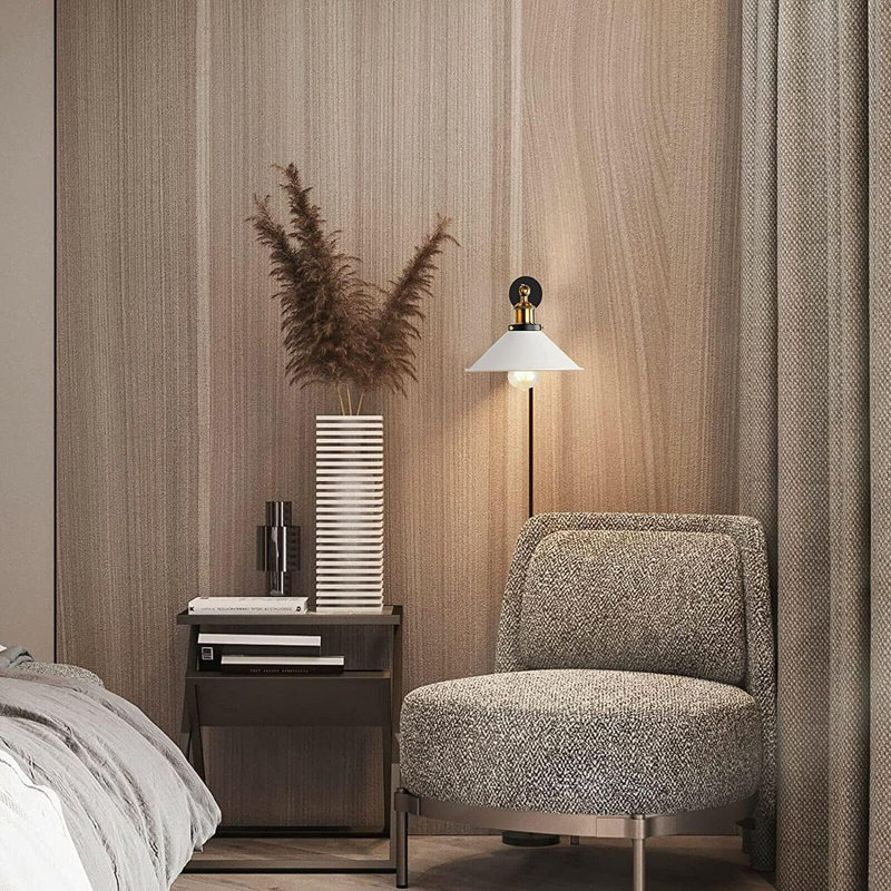 Plug-in Armed Sconce, White