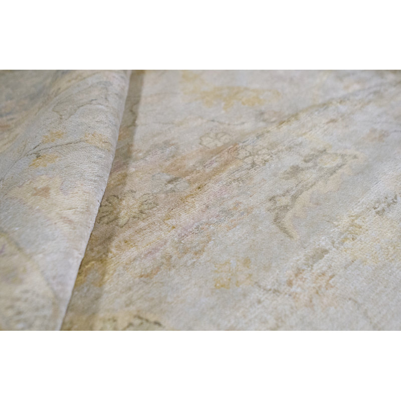 Silk Oriental Area Rug in Beige/Light Yellow