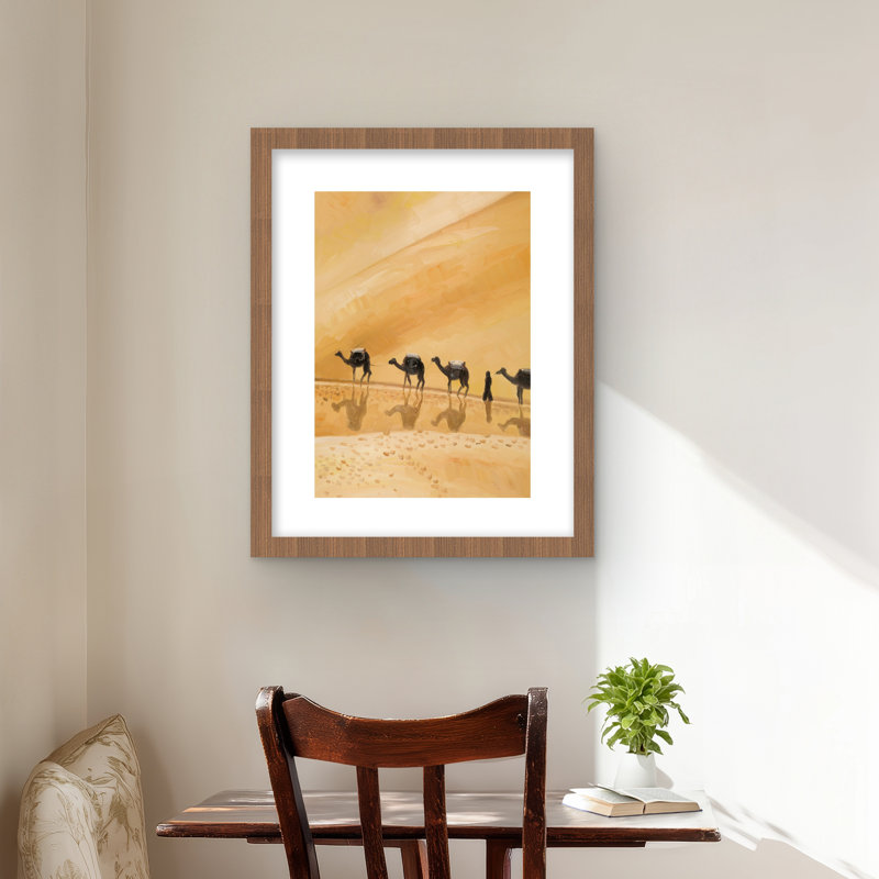 «Walking in the Desert - Wildlife», reproduction encadrée avec passe-partout brun