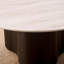Table basse ronde en pierre frittée avec pieds en métal-2110111729