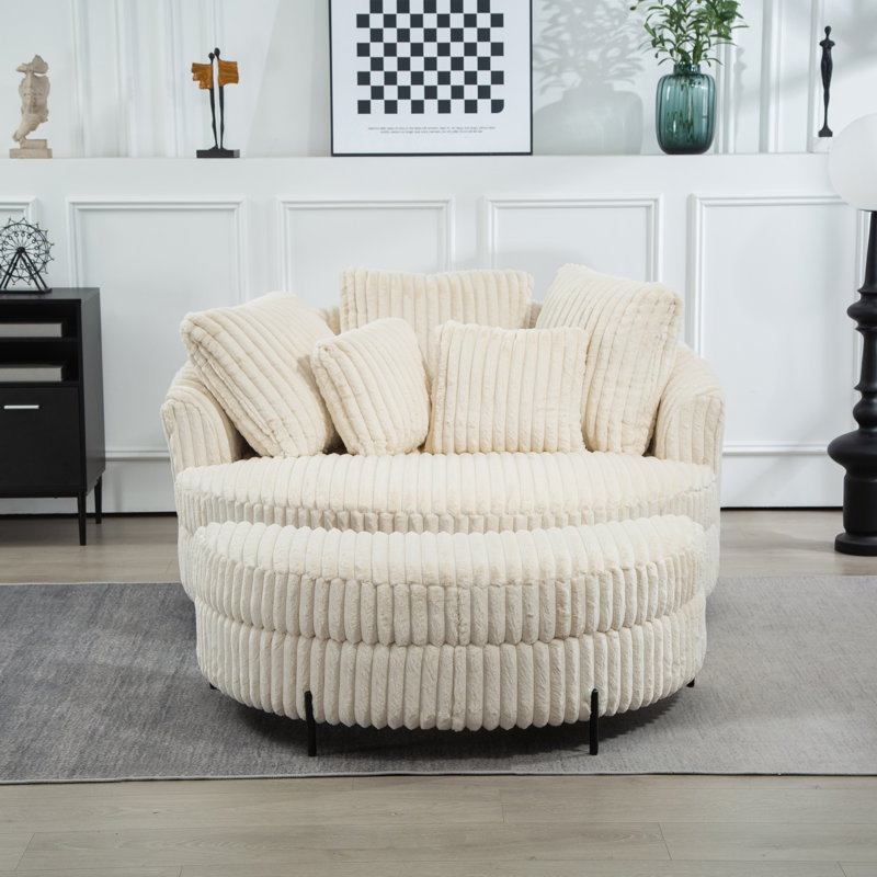 Fauteuil demi-tonneau rembourré avec repose-pieds, Fausse fourrure beige