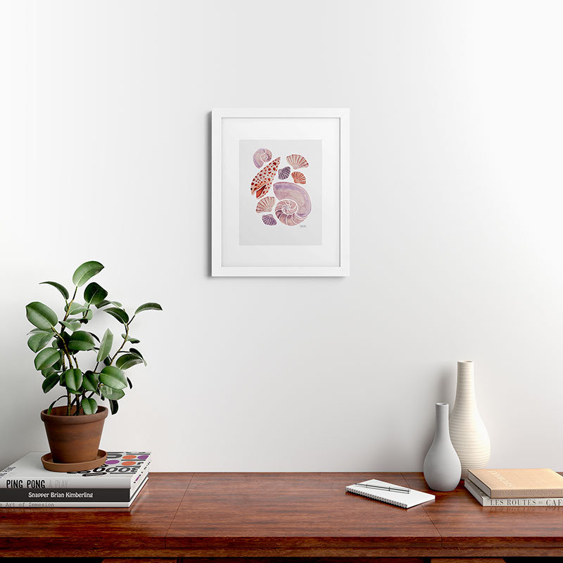 «Jessica Larson Watercolor Seashells I», reproduction d'art encadrée, H 20 po x l 16 po x P 1,5 po, Cadre en bois blanc