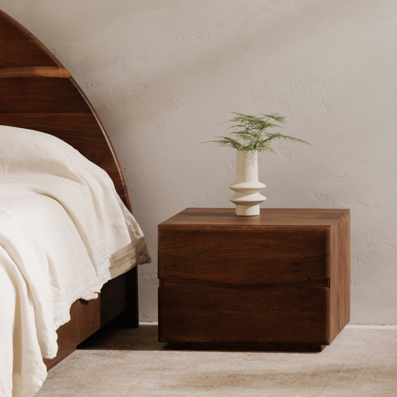 Hartwell Solid Wood Bedroom Set