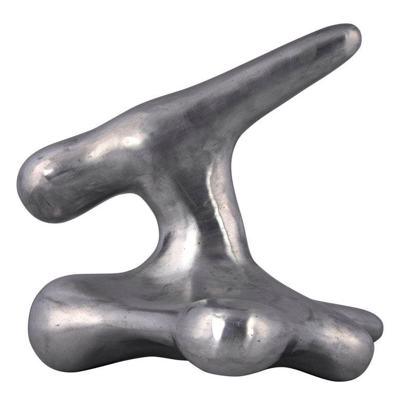 Wiggins Sculpture