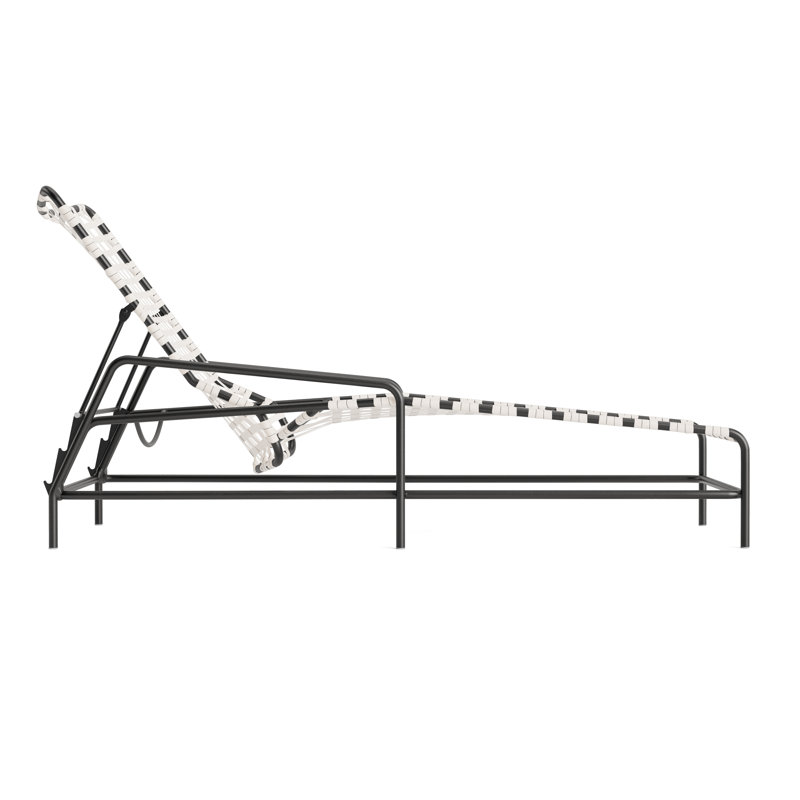 Kantan Outdoor Chaise Lounge, White/Textured Pewter