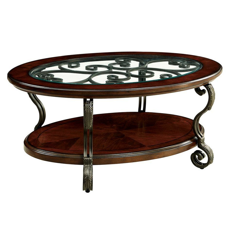 Table basse brune multi avec détails ornés et conception de tablette inférieure ouverte