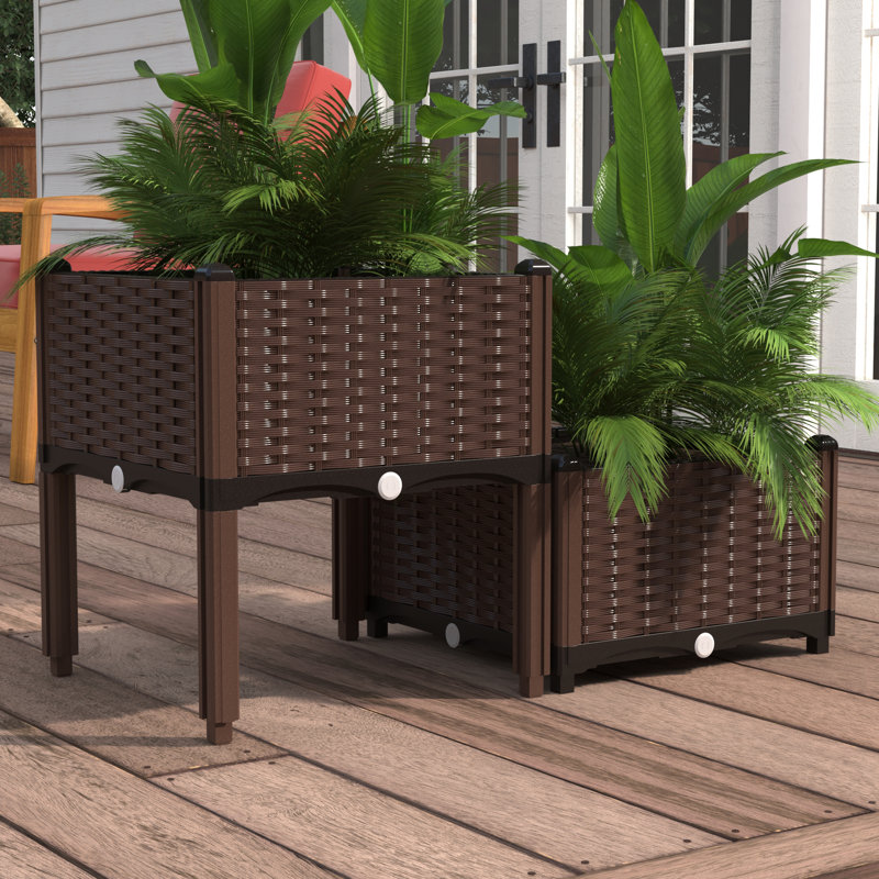 Boettcher Elevated Planter