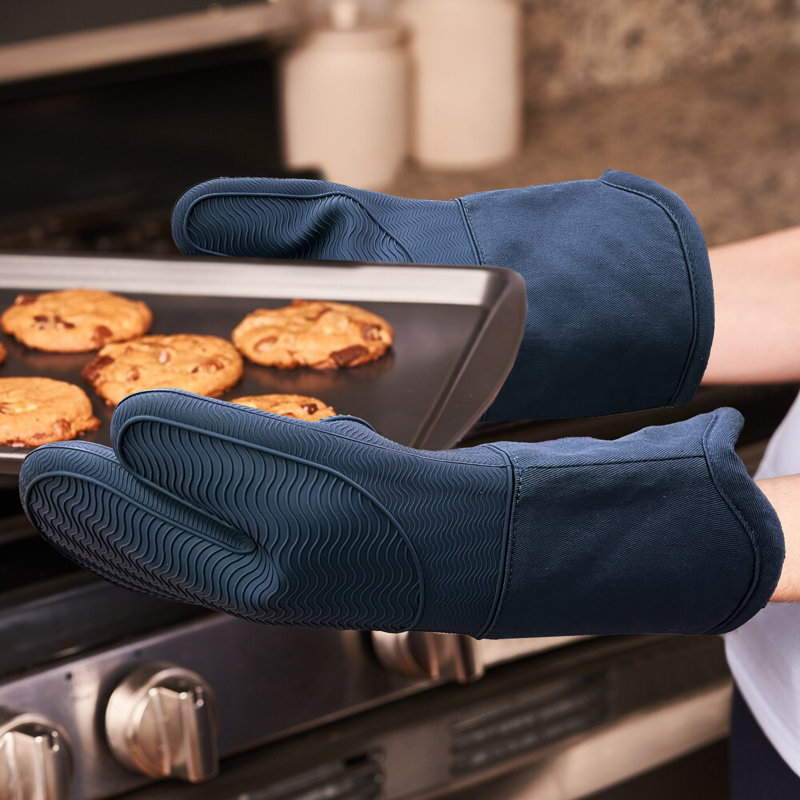 FabStyles Cotton Oven Mitt Set, Blue