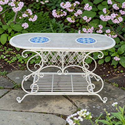 43 po Table de jardin Écusson