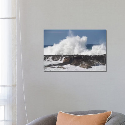 Waves Breaking On The Coast, HawaII, USA by Panoramic Images - Wrapped Canvas Gallery-Wrapped Canvas Giclée