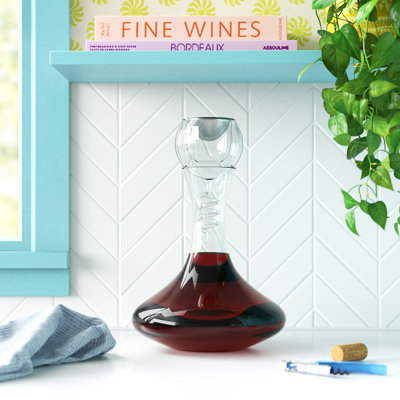 Final Touch Twister Aerating Wine Decanter 0.75L