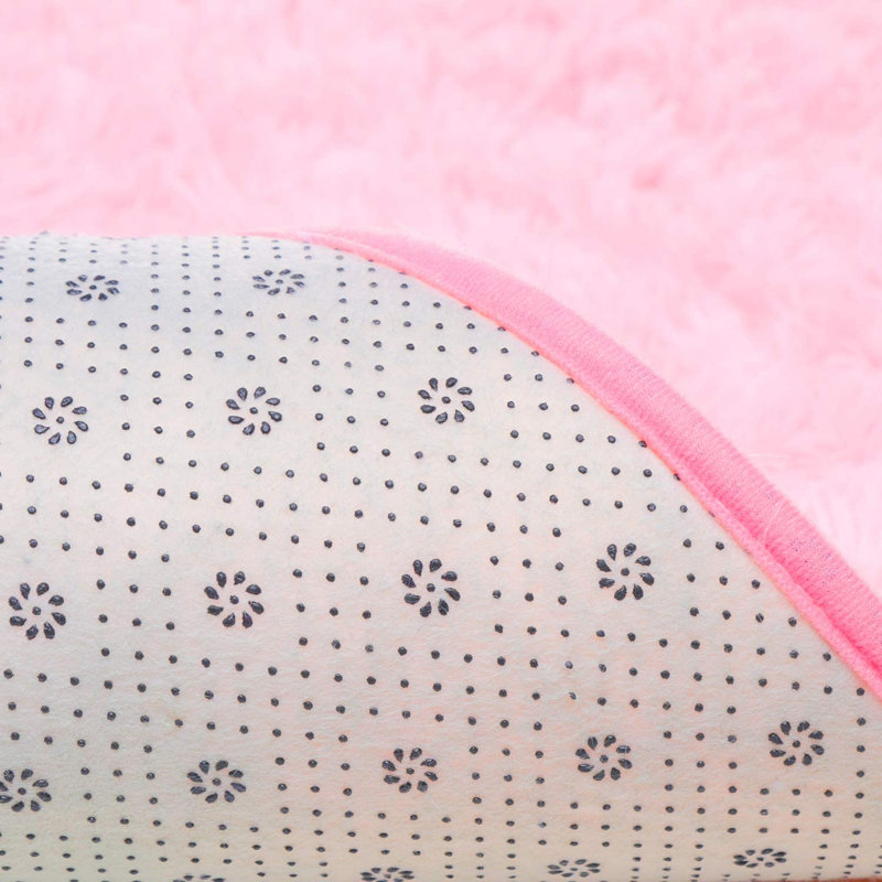 Tapis ovale rose 2 pi 6 po x 5 pi 3 po Sohn