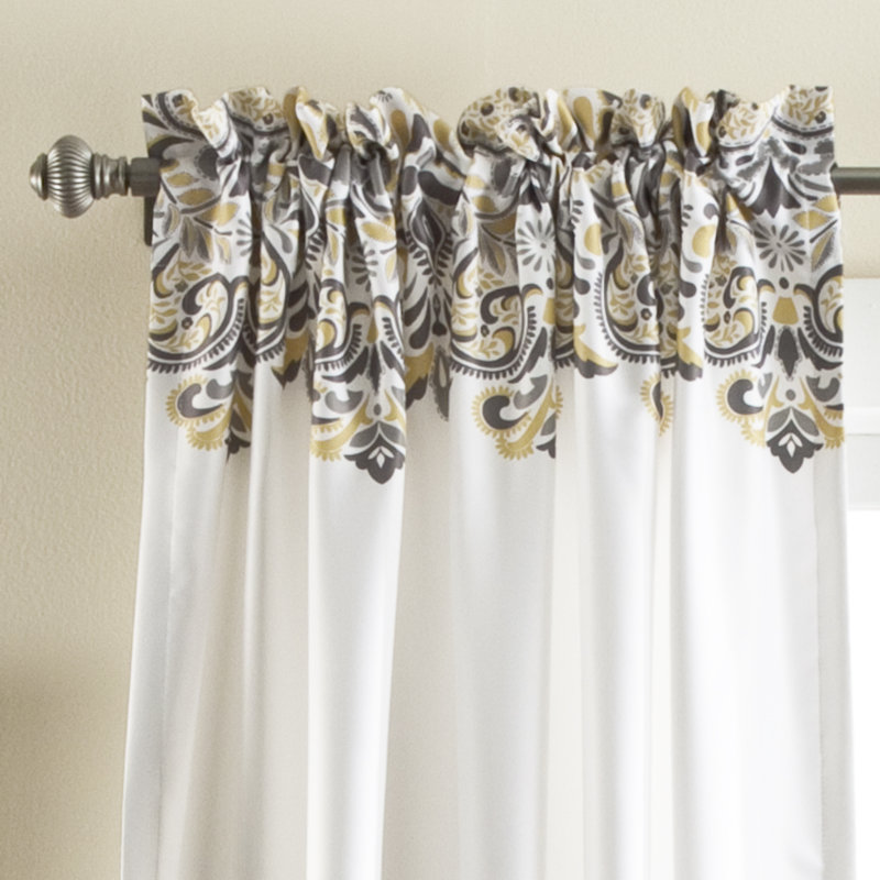 Paire de rideaux obscurcissant et isolant avec passe-tringle Paisley, Jaune/brun, l 52 po x L 84 po