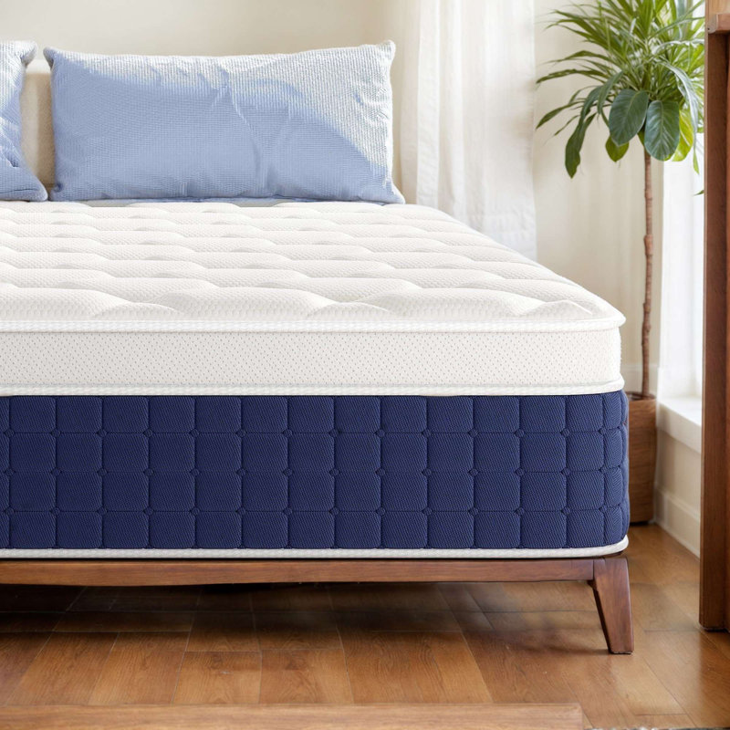 12" Medium Memory Foam Mattress, Queen