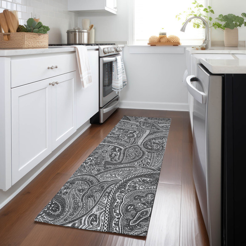Itzayani Paisley Rug, Runner 2'3" x 7'6"