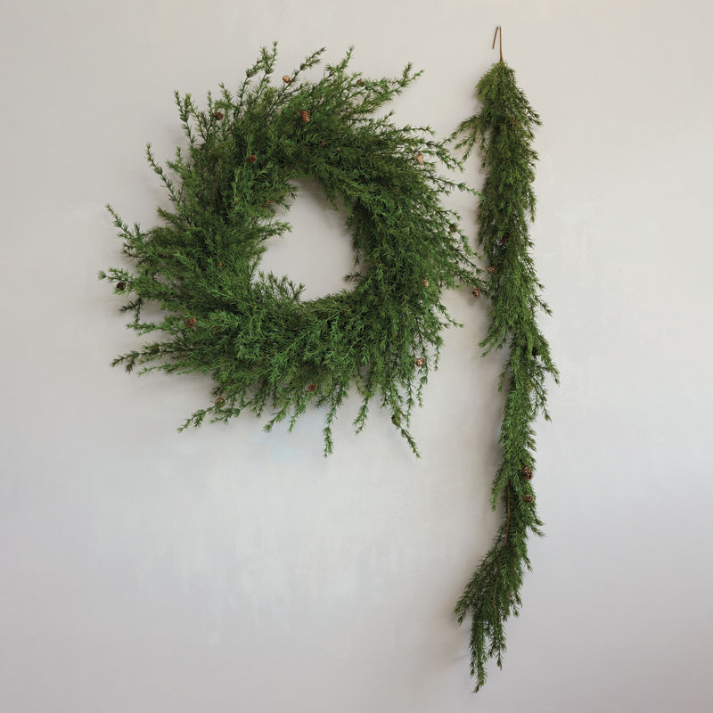 Couronne Evergreen Cedar & Pinecone