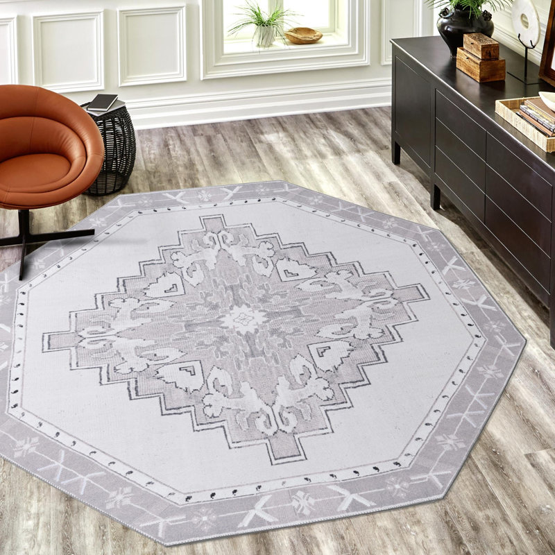 Oppie Oriental Indoor Rug, Octagon 7'6"