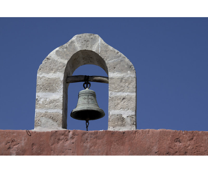 Monastère de Santa Catalina, Pérou, cloche, H 16 po x l 24 po