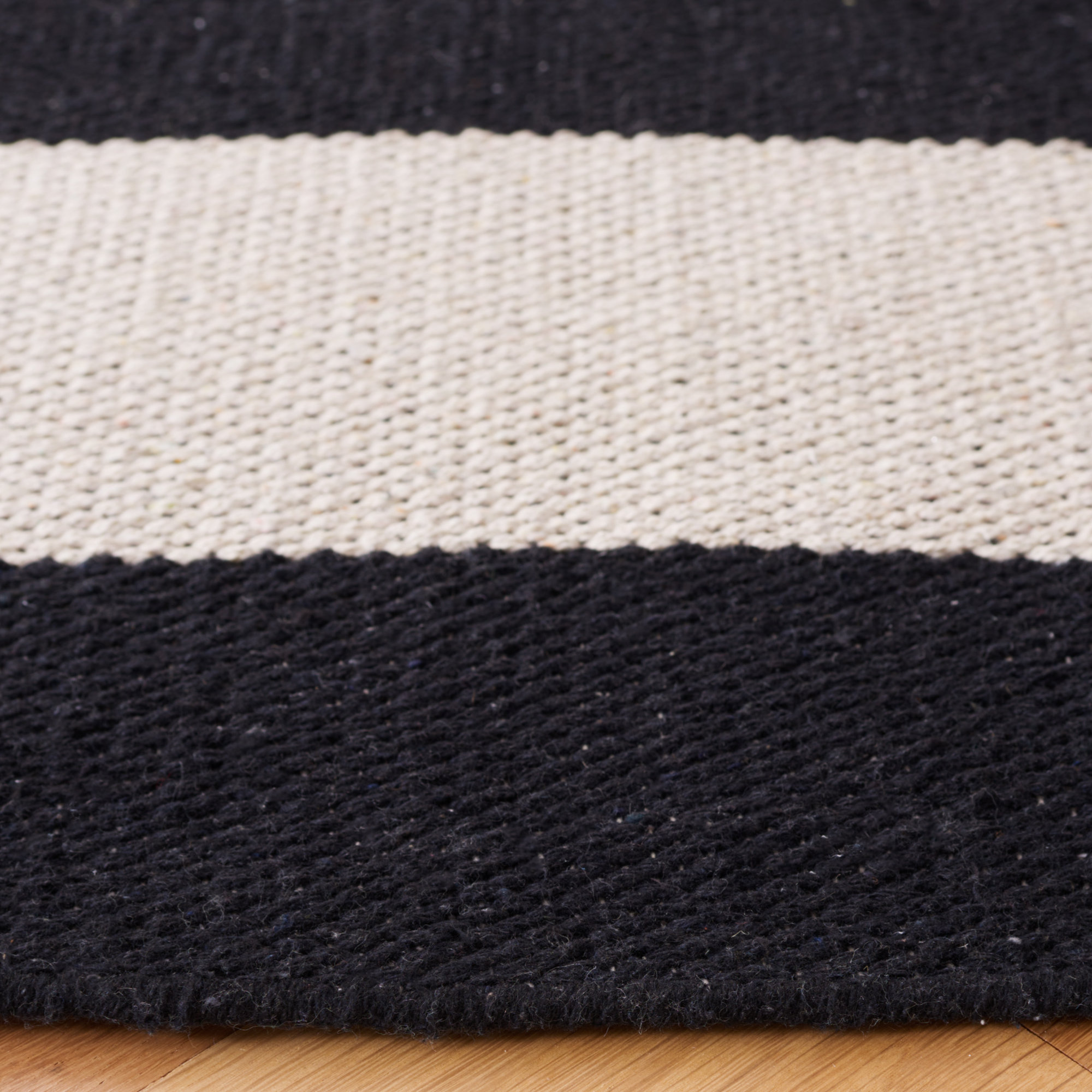 Alvana Handmade Cotton Rug, Round 6'