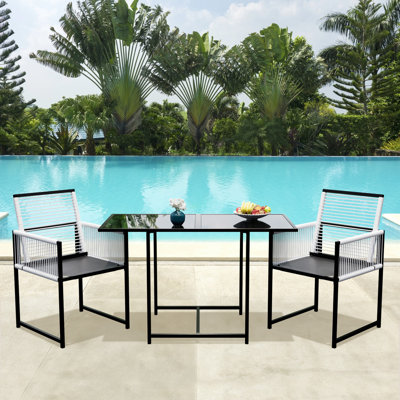 Ensemble repas pour 2 personnes avec table rectangulaire