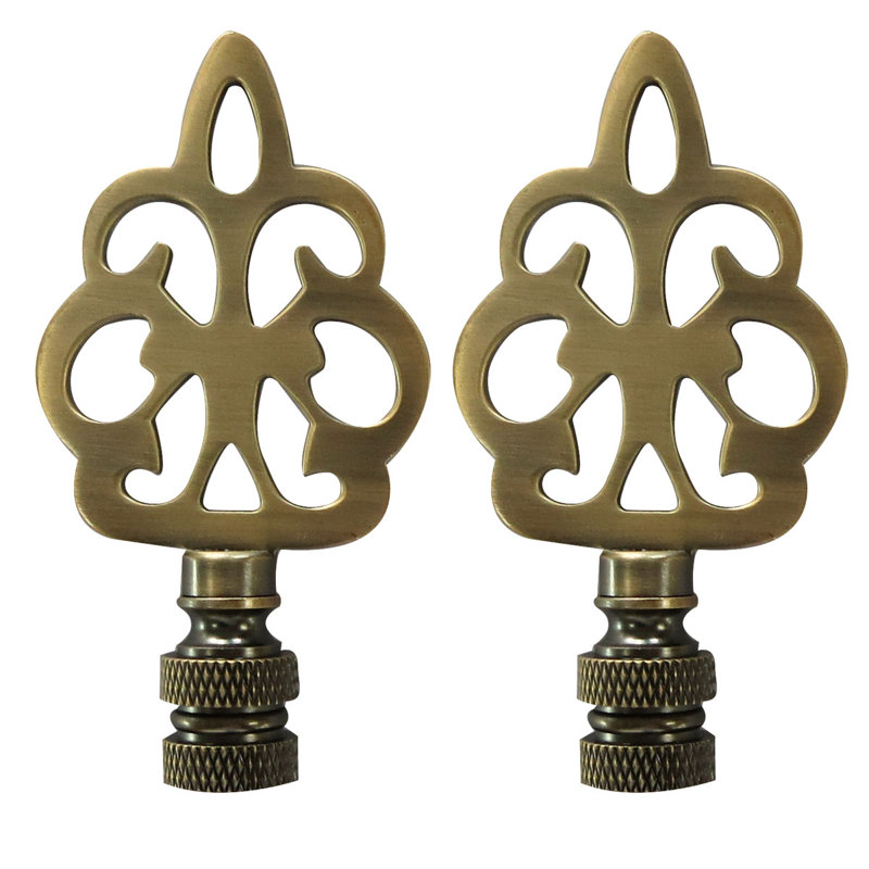 Faîteau de lampe à motif ouvert en filigrane, Laiton antique