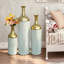 Vase de plancher en métal blanc et doré-133251306