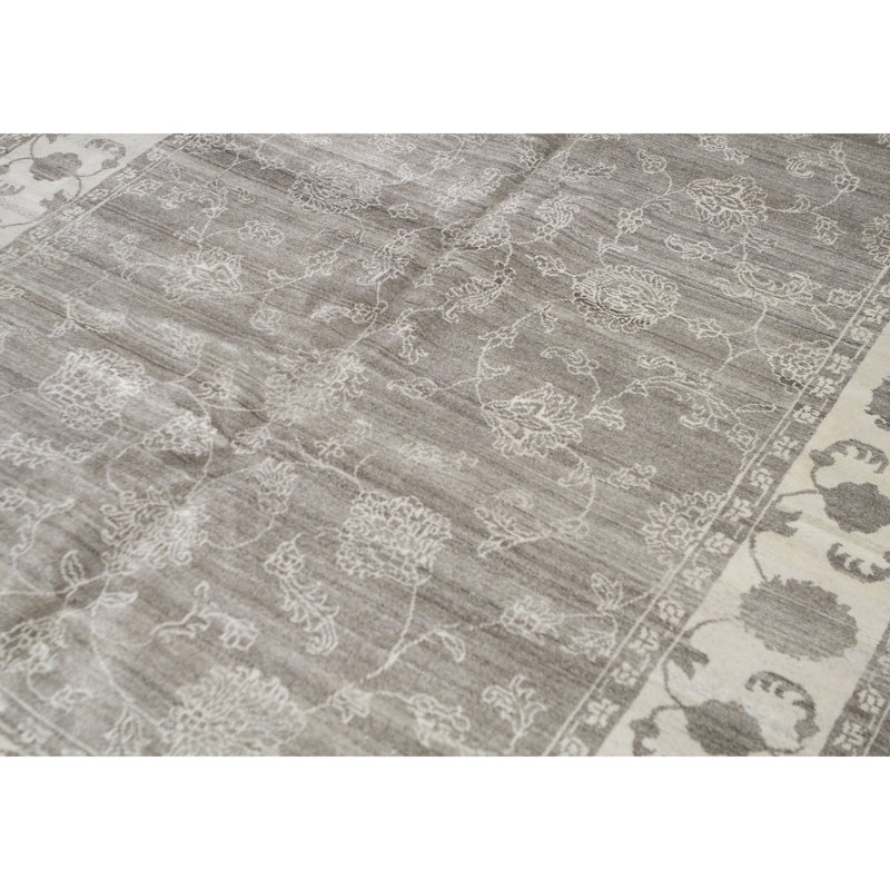 Luxa Floral Area Rug