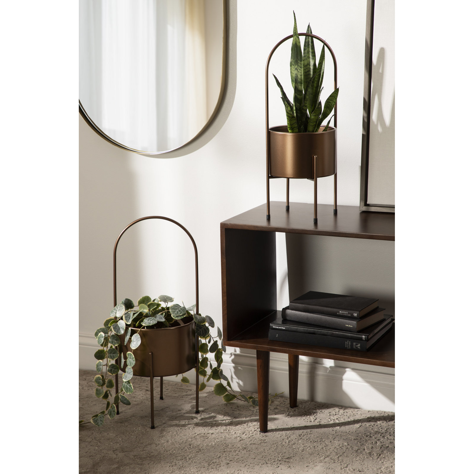 Asella 9" Pot Planter, Bronze