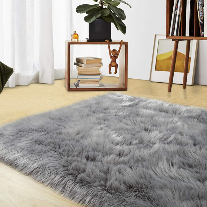 Tapis à poil long gris fait à la main Glendine, Rectangle 6 pi x 9 pi