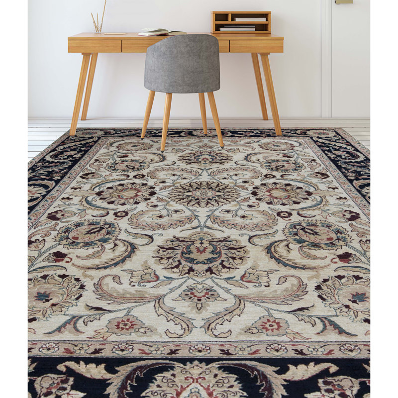 Sultanabad Wool Oriental Area Rug