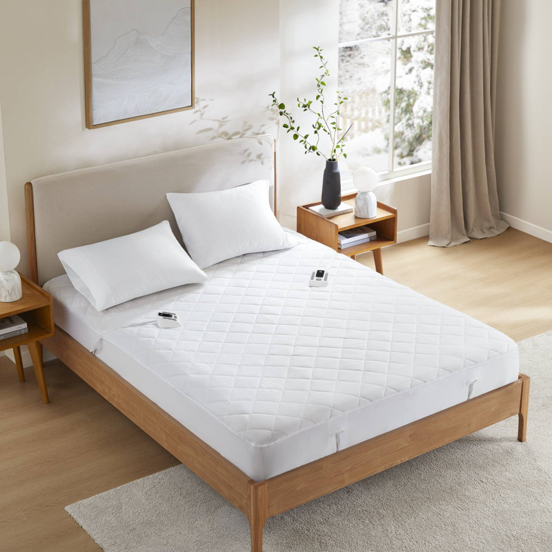 Protège-matelas chauffant en microfibre Serta avec 10 niveaux de chauffage, Double 