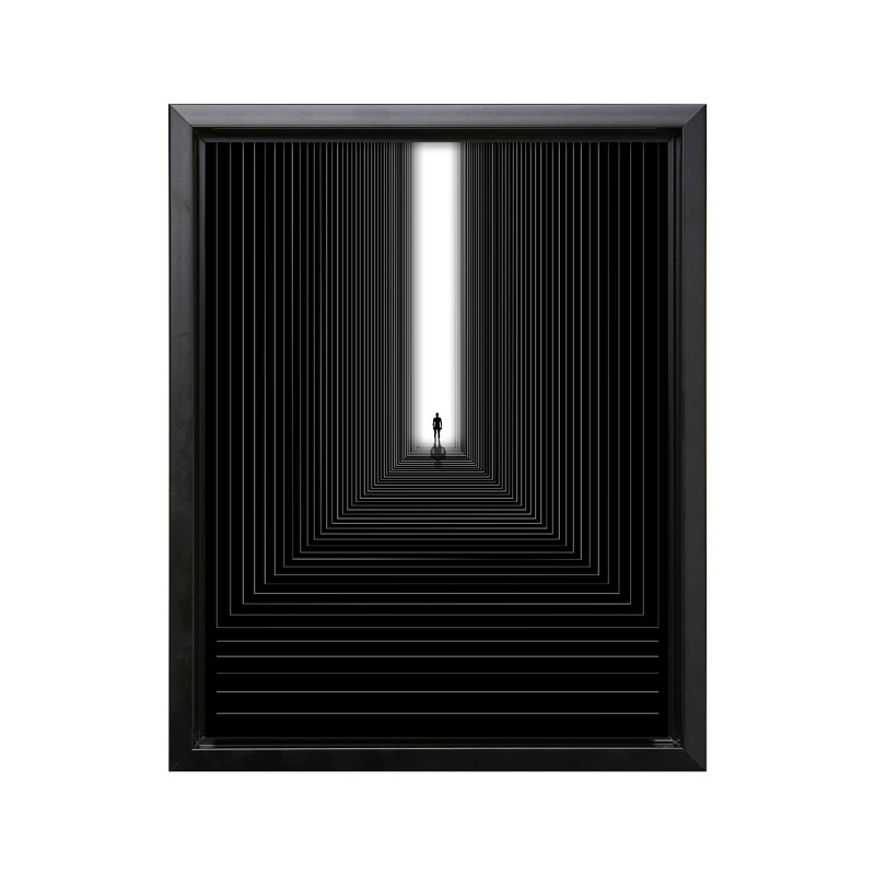 Géométrique psychédélique, Cadre noir, Canevas, H 11 po x l 14 po