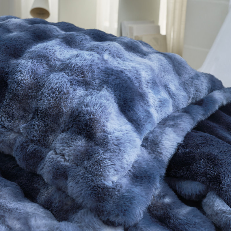 Snowball Chunky Bunny - Coma Inducer Oversized Comforter Set, Twin XL, Icy Blue