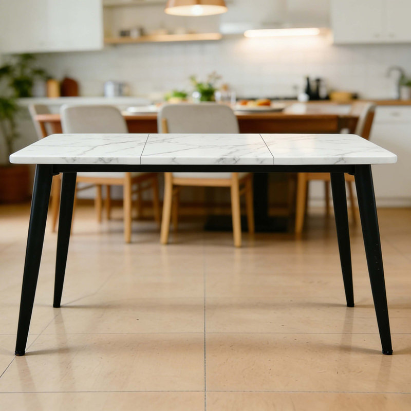 Table de salle à manger rectangulaire pour 4 personnes, plateau en bois peu encombrant avec structure en métal robuste, idéale pour les cuisines compactes et les salles à manger.