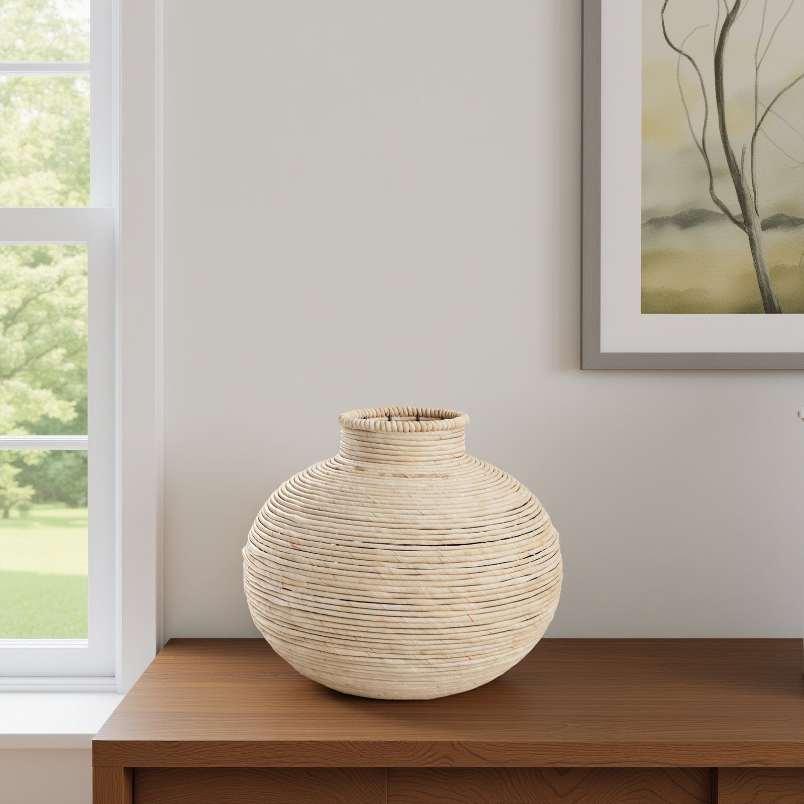 Verano Handcrafted Round Seagrass Table Vase 