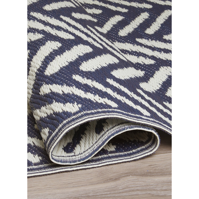 Union Rustic Outdoor Rug Recycled Plastic Waterproof Patio - Knova ...