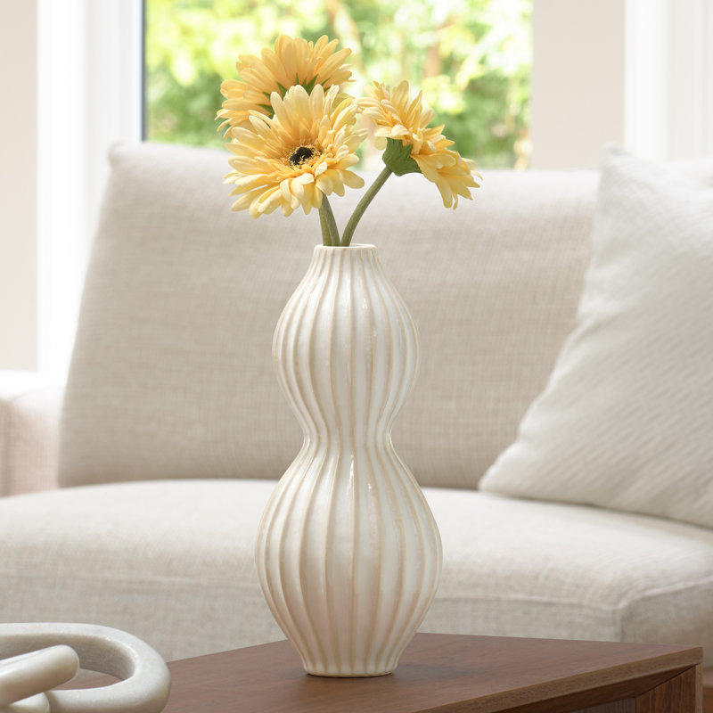  Londen 10" Ribbed White Ceramic Table Vase, 10" H x 4.75" W x 4.75" D, White