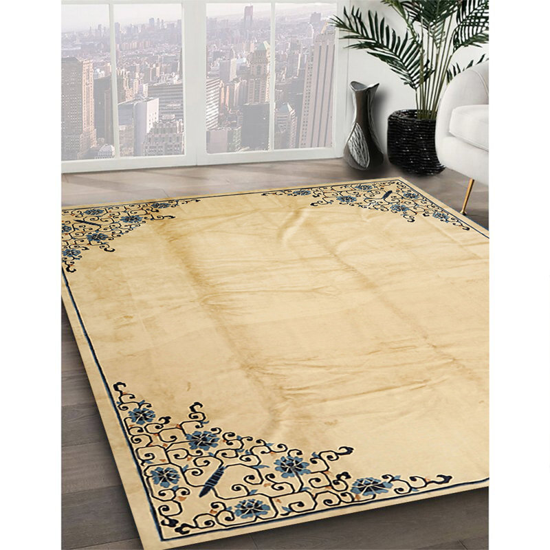 Clabough Oriental Indoor Rug, Round 6'