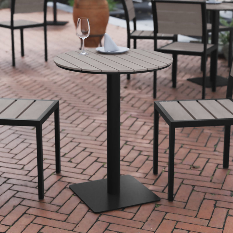 Table de salle à manger d'extérieur Derby Lane, gris