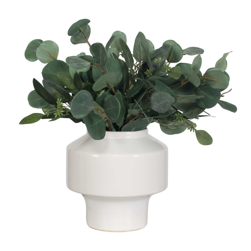 Vase et accent d'eucalyptus Uttermost Essence