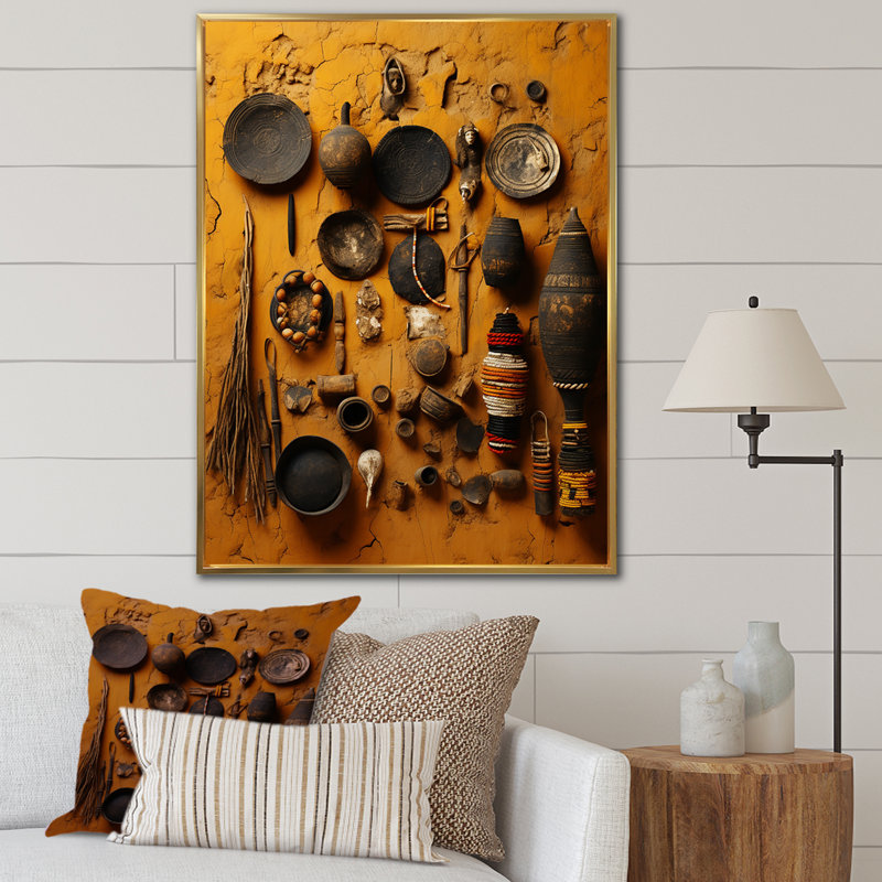 Art mural noir sur toile de poterie noire d'Afrique, Cadre flottant doré, H 44 po x l 34 po x P 1,5 po