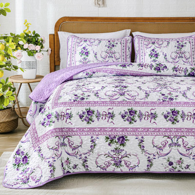 3-Piece Retro Floral Quilt Set Soft Microfiber Lightweight Bedspread for All Seasons
